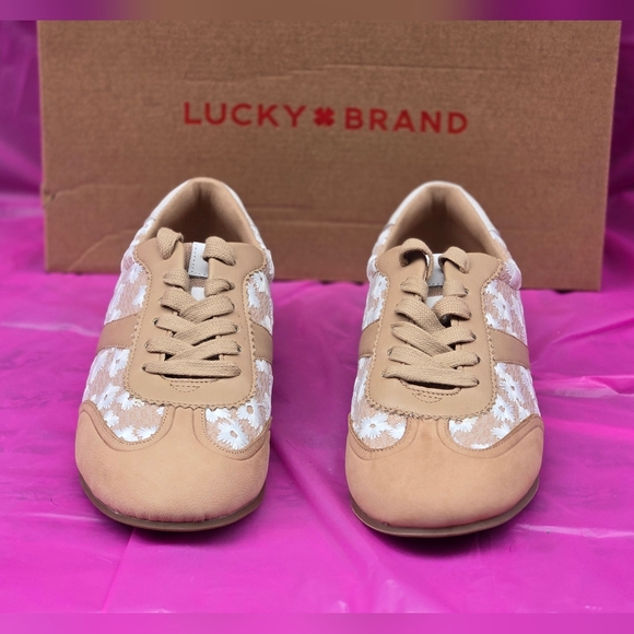 Lucky Brand Ortholite Daisy Pattern Tan White Women's Sneakers NIB - Picture 4 of 8